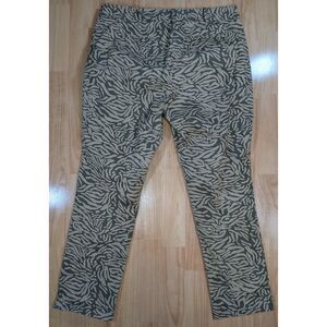Charter Club Modern Zebra Print Pants Size 12, 35x29